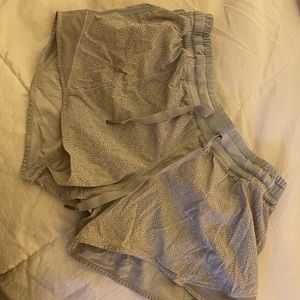 LULULEMON SHORTS BARELY WORN😍